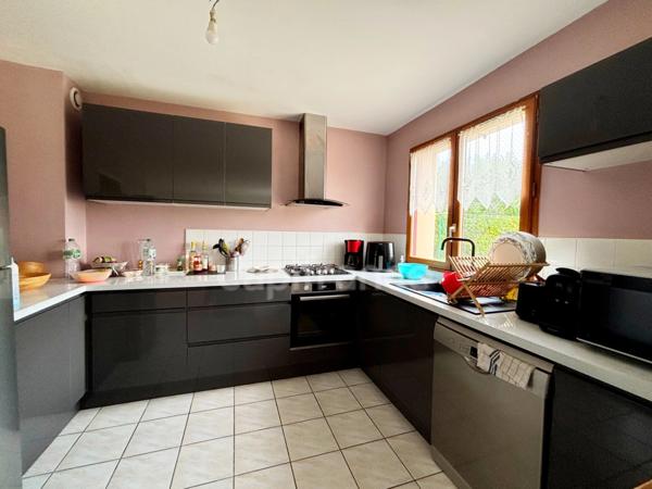 Belle Maison à vendre 6 pièces à PLONEIS (29)