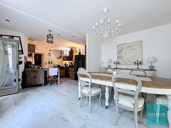 Maison à vendre à Bléré - 6 pièces, 4 chambres, très bon état