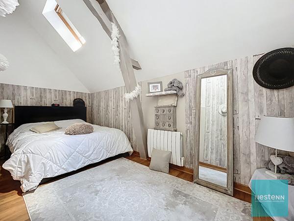 Maison à vendre à Bléré - 6 pièces, 4 chambres, très bon état