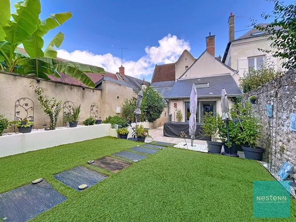 Maison à vendre à Bléré - 6 pièces, 4 chambres, très bon état