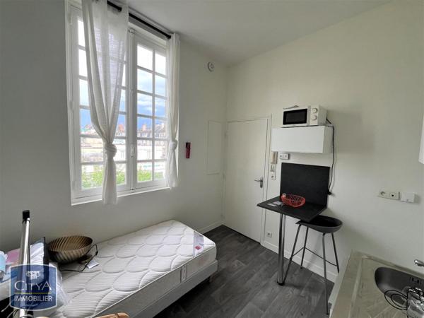 Appartement à louer 1 pièce 10.54m²