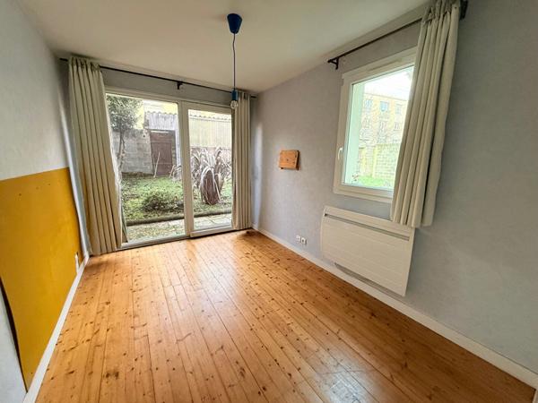 Maison de ville en pierre VENOIX