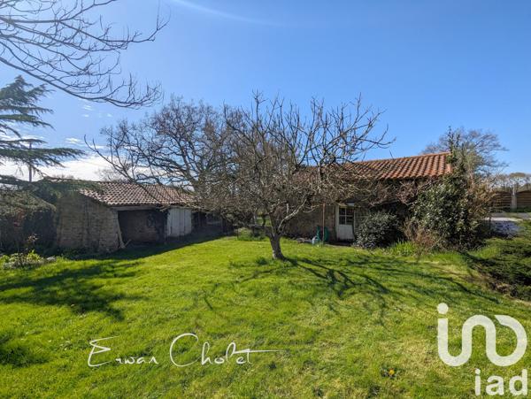 Maison à vendre 6 pièces 240 m² Saint-Étienne-de-Montluc