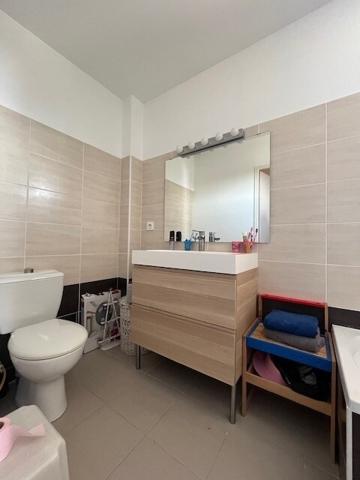 CONFORTABLE MAISONNETTE Récente de 2015 construite sur vide sanitaire