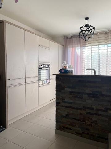 CONFORTABLE MAISONNETTE Récente de 2015 construite sur vide sanitaire