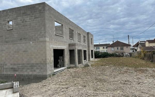 Maison à vendre    4 pièces •  Reims