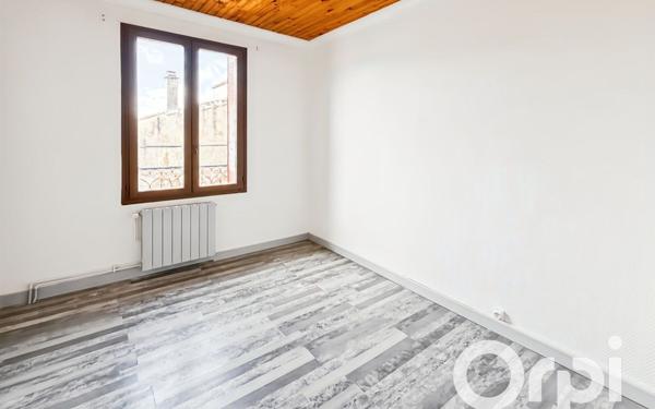 Maison à louer    3 pièces • 81,50 m2 Donzère