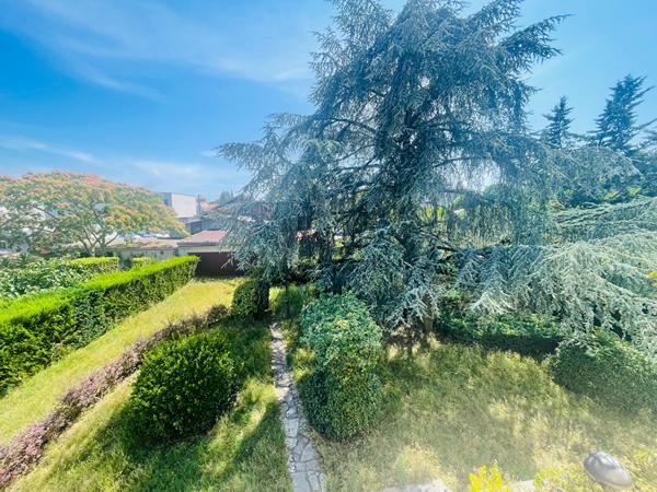A vendre terrain constructible 465 m² Mérignac Parc Bourran