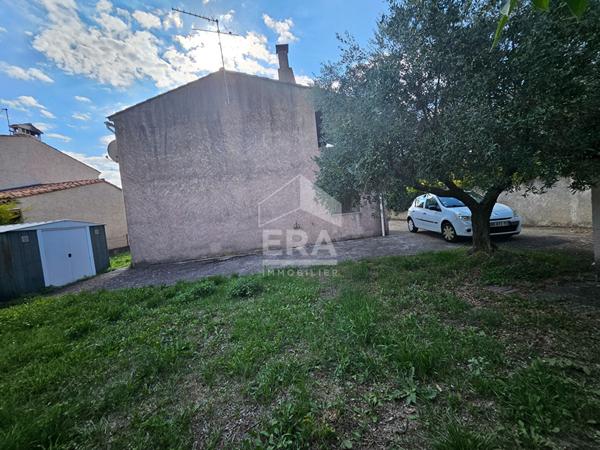 Septemes Les Vallons T6  d'environ 132m2 + garage 40 m2 sur une parcelle de 552 m2