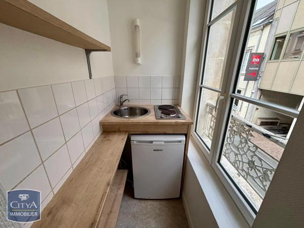 Appartement à louer 1 pièce 14.02m² Châteauroux (36000)