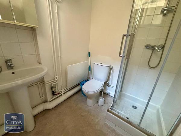 Appartement à louer 1 pièce 14.02m² Châteauroux (36000)