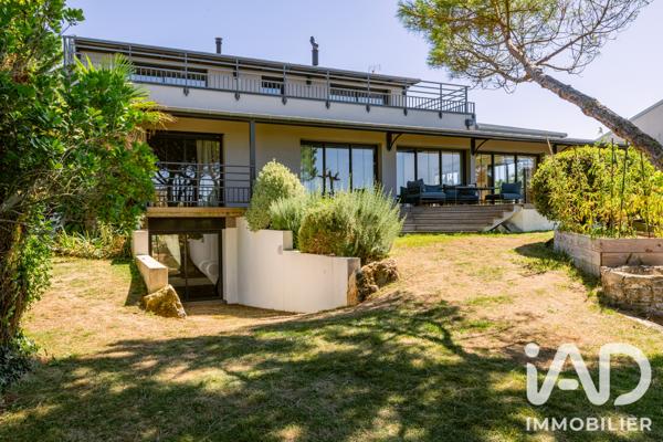 Maison (prestige) à vendre 10 pièces 330 m² L'Houmeau