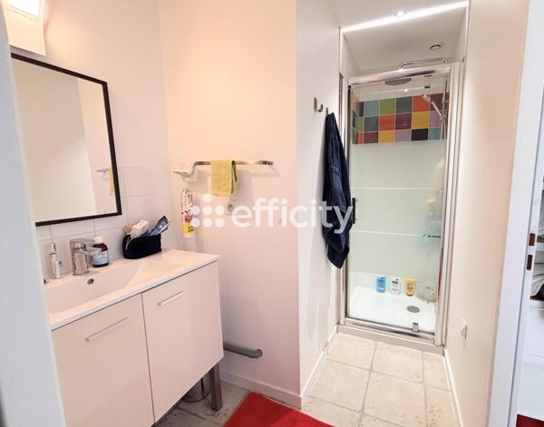 Maison
         6 pièces
        - 193 m² 549 000 €*