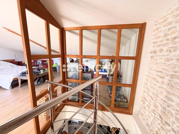 Maison
         6 pièces
        - 193 m² 549 000 €*