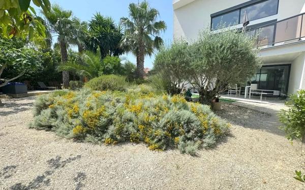 Maison à louer    4 pièces •  Clarensac