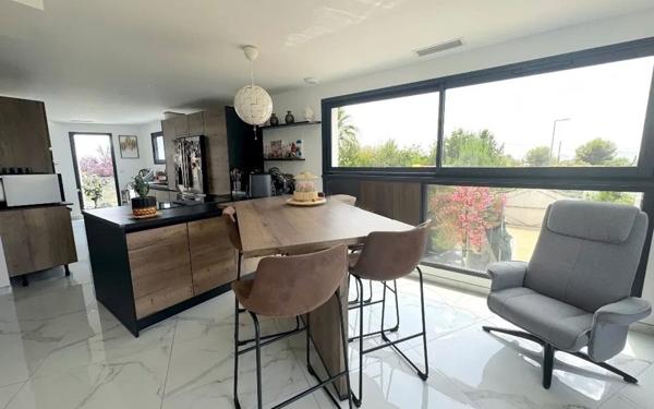 Maison à louer    4 pièces •  Clarensac