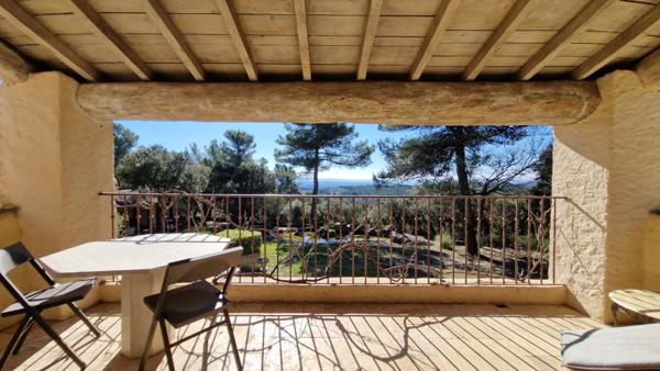 Grambois (84240) Domaine d'exception dans le Sud Luberon | Vue Sainte-Victoire