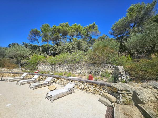 Grambois (84240) Domaine d'exception dans le Sud Luberon | Vue Sainte-Victoire