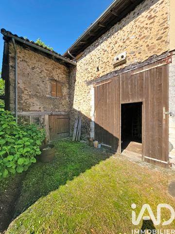 Maison à vendre 3 pièces 77 m² Terres-de-Haute-Charente