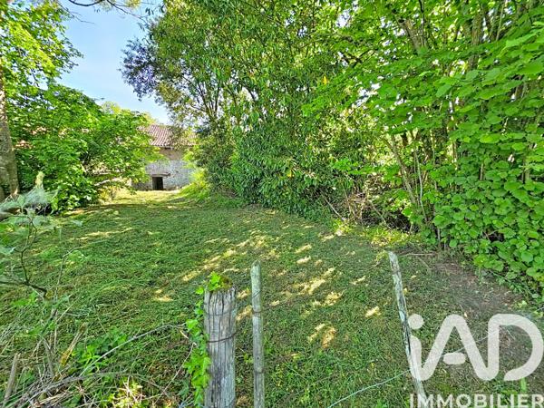 Maison à vendre 3 pièces 77 m² Terres-de-Haute-Charente