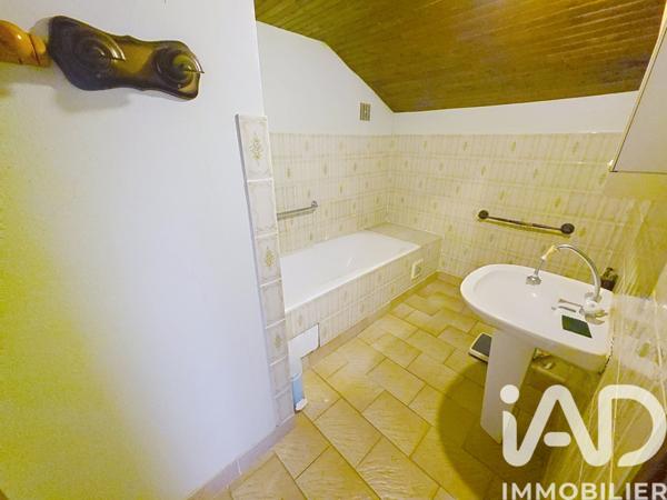 Maison à vendre 3 pièces 77 m² Terres-de-Haute-Charente