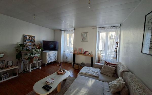 Appartement à louer    2 pièces • 59,44 m2 Gourin