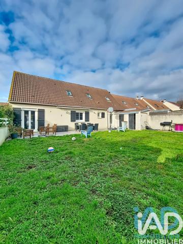 Maison à vendre 6 pièces 140 m² Brie-Comte-Robert