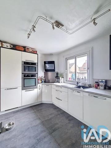 Maison à vendre 6 pièces 140 m² Brie-Comte-Robert