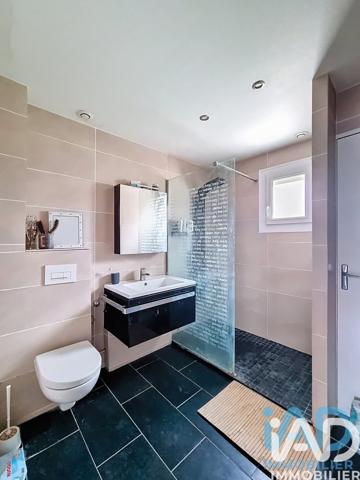 Maison à vendre 6 pièces 140 m² Brie-Comte-Robert