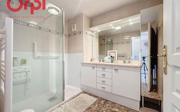 Maison à vendre    5 pièces • 116,02 m2 Fréjus