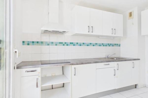 Vente - Appartement 3 pièces 65 m 2 SAINT AVE (56890)
