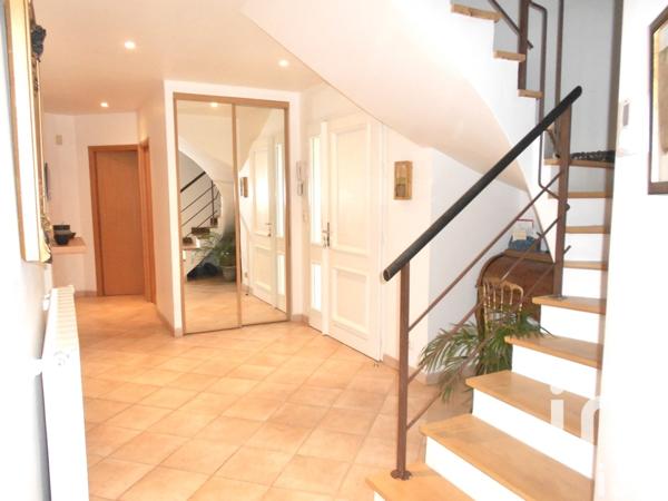 Maison à vendre 5 pièces 165 m² Saint-Jean