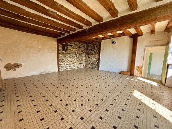 Maison à vendre 4 pièces SCEAUX D'ANJOU (49)