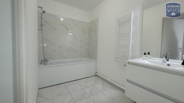 Appartement à louer 3 pièces 62.4m²
