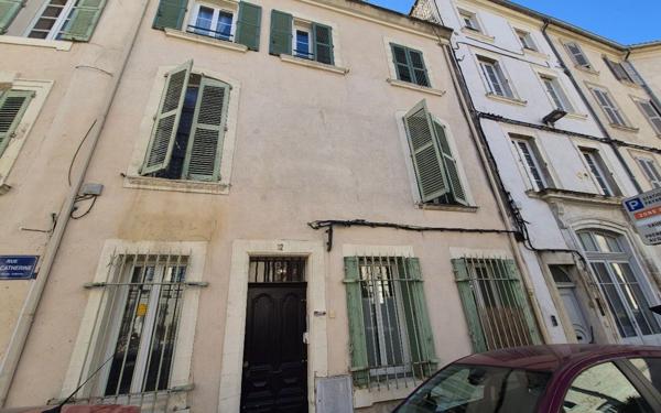 Appartement à vendre    4 pièces • 94,35 m2 Avignon