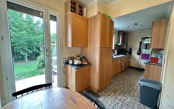 Maison à vendre    8 pièces •  Le Raincy