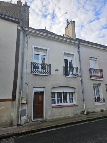 Maison à vendre à Château-Renault dans l'Indre-et-Loire (37110), ref : 013/1453   
CHATEAU RENAULT