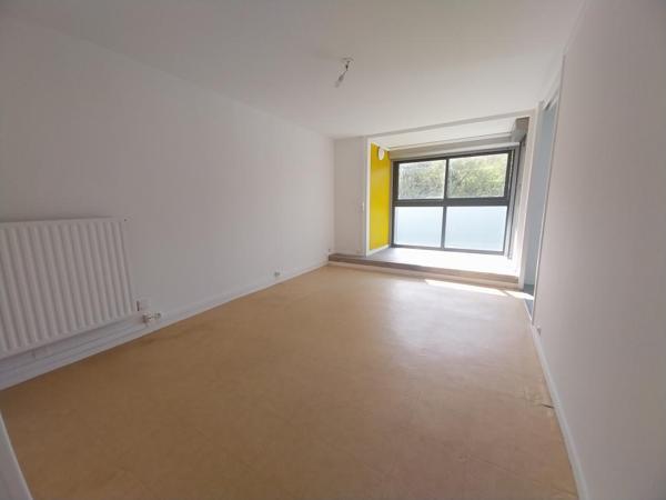 SAINTE LUCE SUR LOIRE - BEAU T4 AU 3EME ETAGE AVEC CAVE Sainte Luce Sur Loire