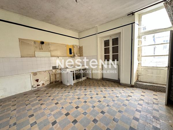 Vente charmante maison de village 150m² à rénover à Dissay-sous-Courcillon (72500)