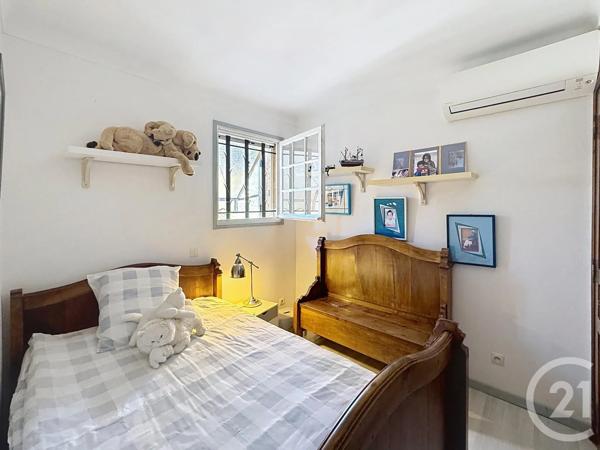 Maison à vendre  8 pièces - 190 m 2   CAVALAIRE SUR MER  - 83