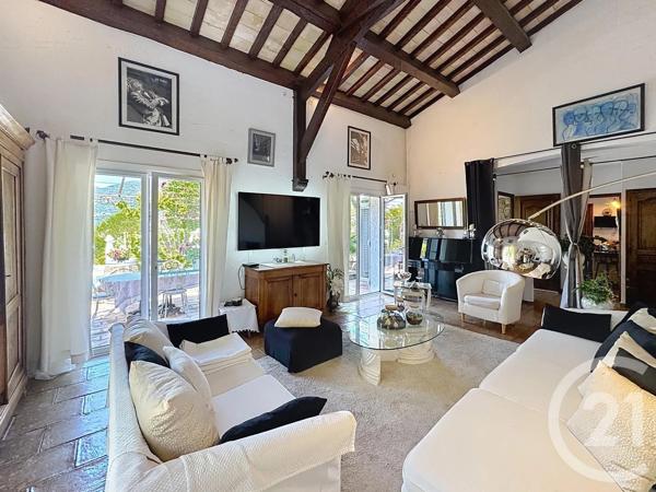 Maison à vendre  8 pièces - 190 m 2   CAVALAIRE SUR MER  - 83