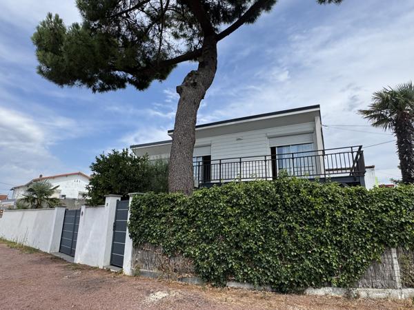 Maison
                                                                                                                                                                                                                                                                                                                        6 pièce(s)                                                                                                                                                                                                          4 chambre(s)                                                                                                                                                                                                          130  m²
