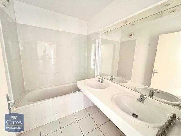 Appartement à louer 4 pièces 76.2m² Lyon 9e Arrondissement (69009)