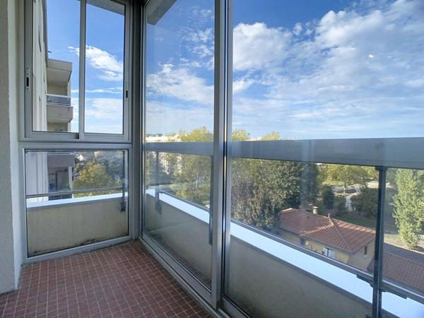T3 – TERRASSE – GARAGE – PARKING – CAVE – 96 m² – 69300 – CALUIRE ET CUIRE