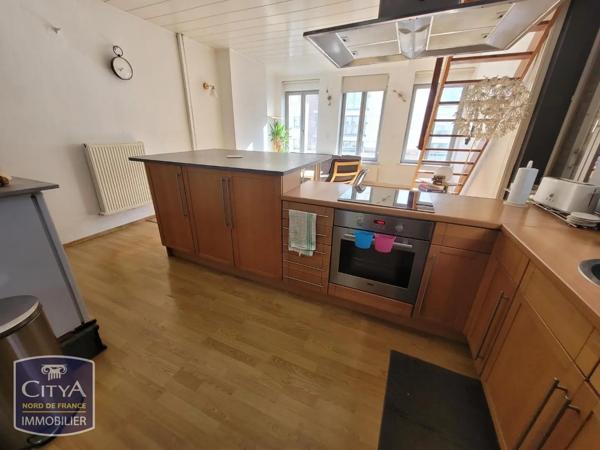 Appartement à louer 4 pièces 92.64m² Lille (59800)