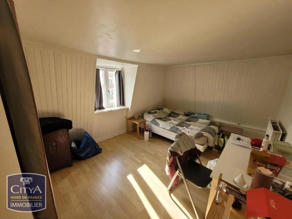 Appartement à louer 4 pièces 92.64m² Lille (59800)