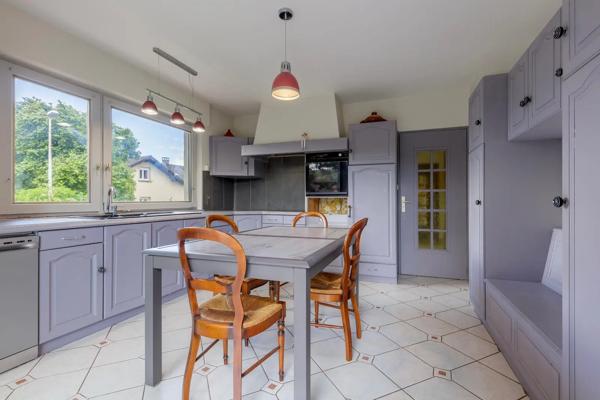 Maison à vendre 5 pièces 136m² Montbéliard (25200)