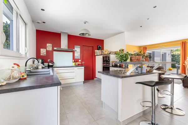 Maison Leognan 7 pièce(s) 160 m2