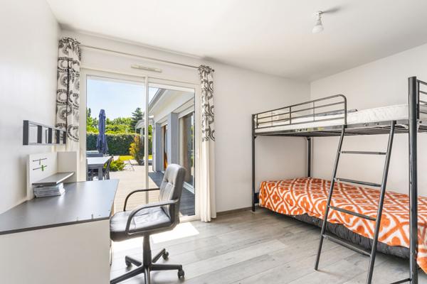 Maison Leognan 7 pièce(s) 160 m2