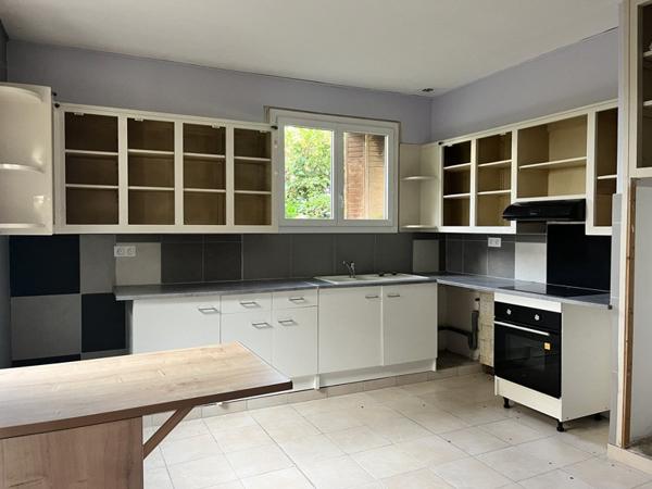 Maison à vendre |  Sainte-Christie |  6 pièces | 195 m²